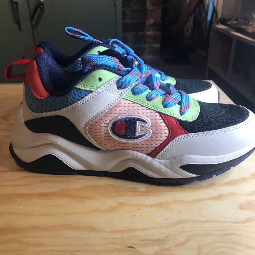 Champion women’s 93 eighteen SP block sneakers size 8